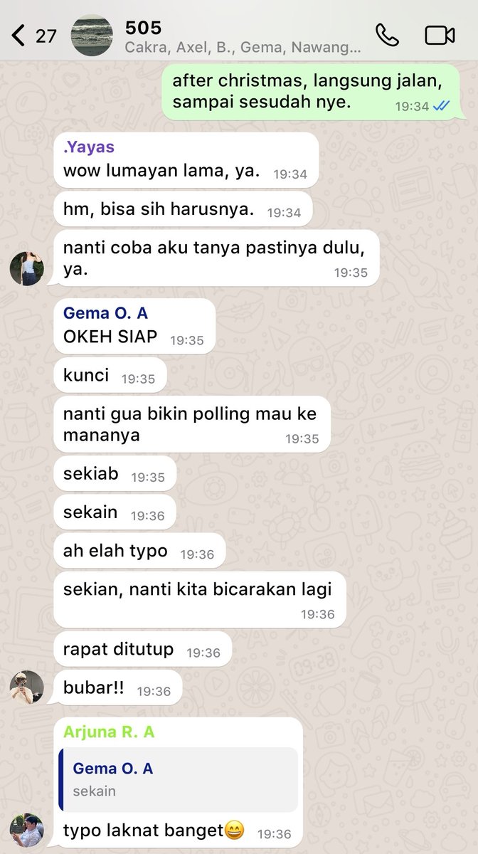 hujanmimpi's tweet photo. sekian dan sekain, memang ini grup isinya jadul banget. pt pt is patungan. ya ampun tua!!!

#RanTang era https://t.co/t8E60w14Wc