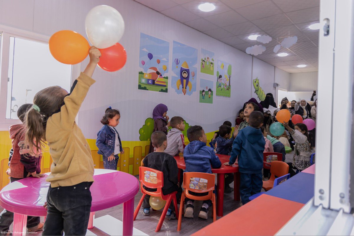 everydayrefugee's tweet photo. Our project “Rooms for Hope” in Jordan. Two colorful and fully equipped caravans, one serves as a nursery and the other as a children’s play area, were officially inaugurated with a festive event for Syrian refugee children in Azraq refugee camp. https://t.co/0a3Fw4mVNy https://t.co/sfFu4iSmAQ