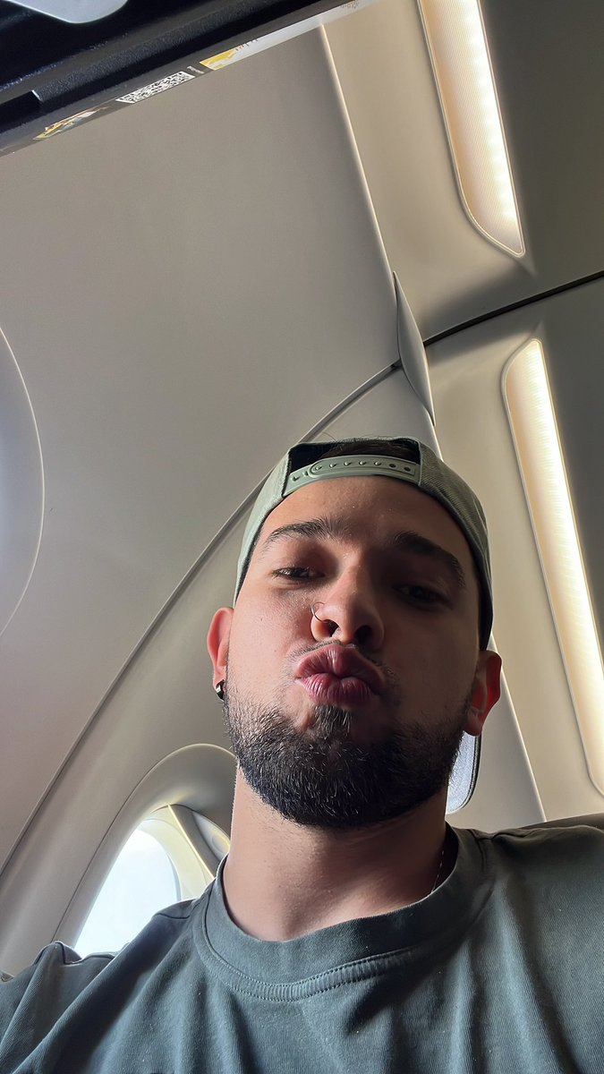 juanmaR94's tweet photo. Buen lunes para todos, esta semana la rompemos🔥 https://t.co/BJIARtegyF