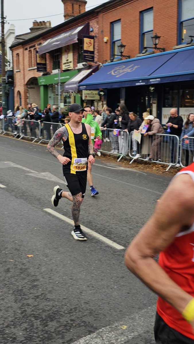 ev_runs's tweet photo. Liam Nolan came to me after the 2019 DCM with a PB of 4.17. He’s now a 3.11 marathon runner. Starting to knock on sub 3s door https://t.co/moOghxMhlU