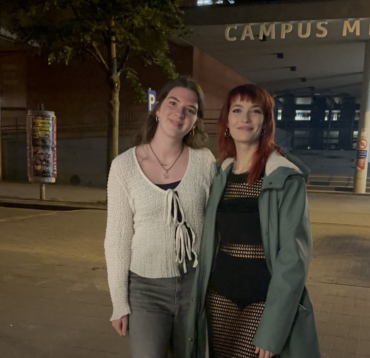 Happy birthday allerliefste Tinne!!
Dankjewel voor alle mooie momenten❤️
Wij zijn zoo trots op jou!!
Eeuwig dankbaar voor dit fandom🩷
Enjoy your day🫶