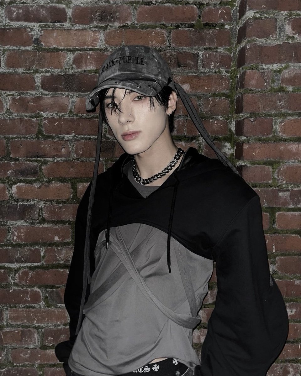 Trigger dumps from my phone gallery.