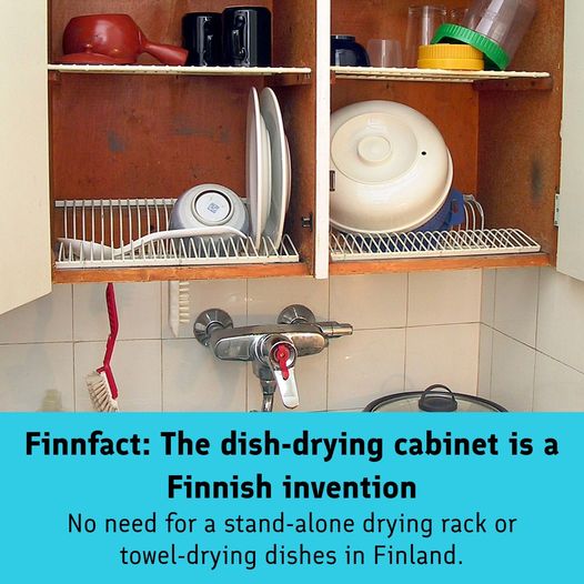 goodnewsfinland's tweet photo. DYK that the dish-drying cabinet was invented in Finland in the 1940s? Now you do!
Check out more good news about Finnish innovation ➡️ https://t.co/5xBexluUOJ
📸: Wikimedia Commons
#astiankuivauskaappi #dishdryingcabinet #finland #finnfact #finnish #goodnewsfromfinland #dyk https://t.co/soEwLnb2MG