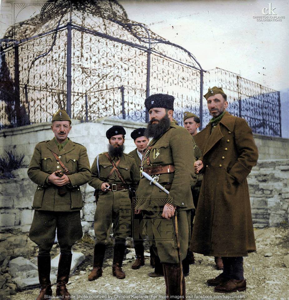 Μετά το Έπος της 28ης Οκτωβρίου (όπως μάθαμε να το λέμε) και αφού μπήκαν οι Γερμανοί στην Ελλάδα, άλλοι πήραν τα όπλα για να τους αντιμετωπίσουν με το Αντάρτικο και άλλοι συνεργάστηκαν με τους κατακτητές. Μαντέψτε ποιοι τελικώς κυβέρνησαν την Ελλάδα μετά την απελευθέρωση. Τα