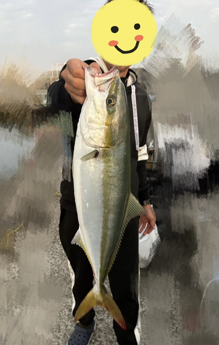 fishing_0401's tweet photo. ノマセでメジロ！
久々に楽しかった！

#大阪湾　#メジロ　#ブリ https://t.co/ea5aPSrHm1