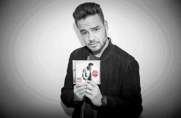 ziamsole's tweet image. 🔙 Liam with his individual cover of #MITAM ♥️