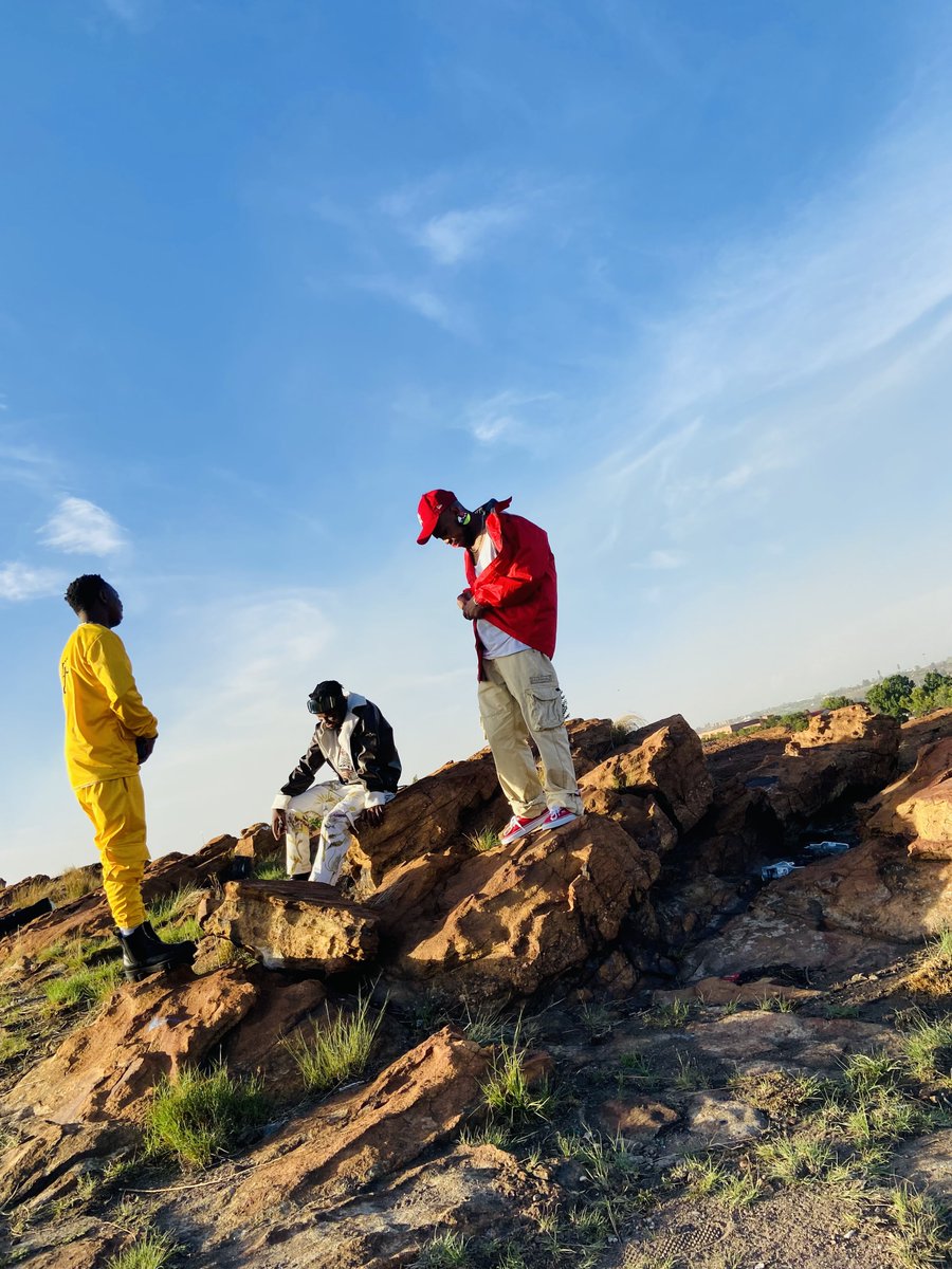 🚨🚨🚨#Momo OUT NOW!!! 🚨🚨🚨 RedboxEntertainment.bfan.link/momo-3