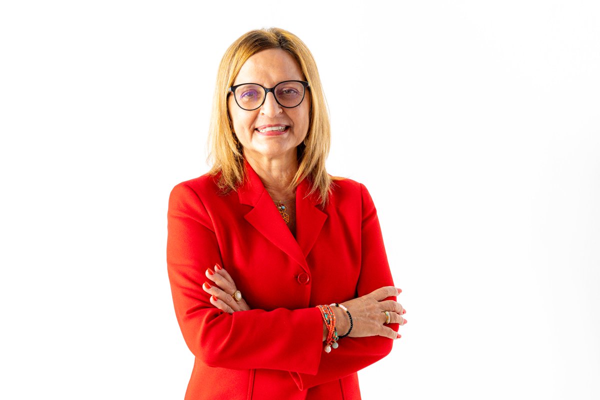 📢🔴#Comunicado de prensa | La Dra. María Montserrat Chimeno Viñas, nueva presidenta de la   Sociedad Española de Medicina Interna (<a href="/Sociedad_SEMI/">Sociedad Española de Medicina Interna (SEMI)</a>) 🏥🩺
🔹Asume la 34º presidencia de la sociedad médico-científica, fundada el 8 de febrero de 1952
🔹Le acompañarán en la Junta