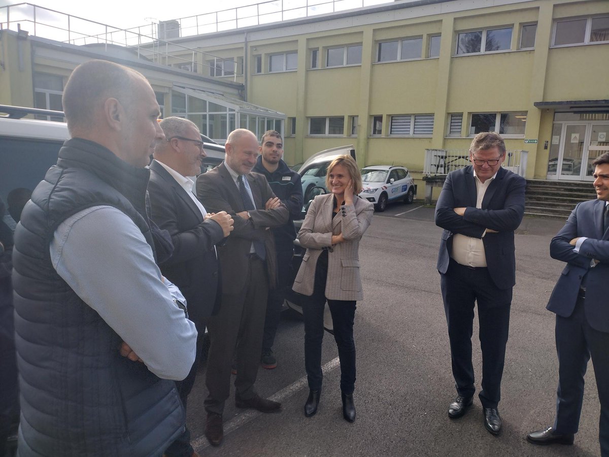 #Énergie ⚡️ | Laurent Touvet, <a href="/prefet57/">Préfet de la Moselle</a>, a visité le bureau d’exploitation #GRDF de #Metz. 

👉 Présentation de GRDF, des chantiers de références, du fonctionnement du bureau d’exploitation et de la gestion des incidents et des interventions d’urgence.