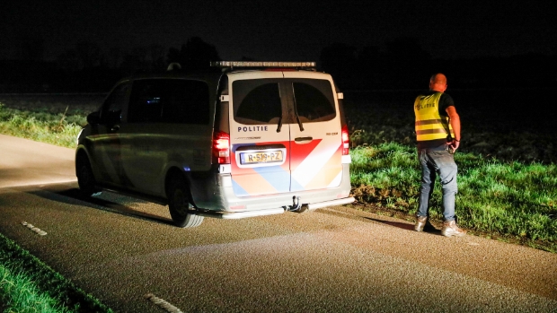 R_daalseBode's tweet image. Politieheli ingezet tijdens zoekactie naar woninginbrekers -  internetbode.nl/roosendaal/l/4…