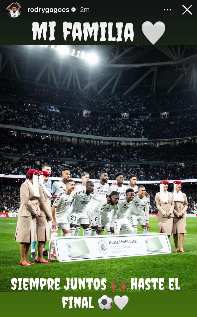 Rodrygo sur Instagram:
« Ma famille. Toujours ensemble. Jusqu’à la fin ! » 🤍🤍