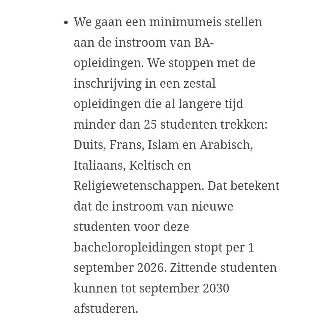 MathijsvdLoo's tweet image. Er blijft straks nauwelijks nog een universiteit over in Nederland waar je Frans of Duits kan studeren op bachelorniveau. Dit is een van de maatregelen voor bezuinigingen op Geesteswetenschappen op de @UniUtrecht