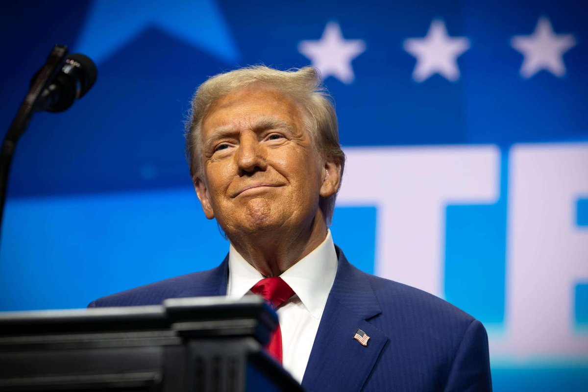 GhilasHimi's tweet photo. The world needs #DonaldTrump https://t.co/8Ptf1yYmGx