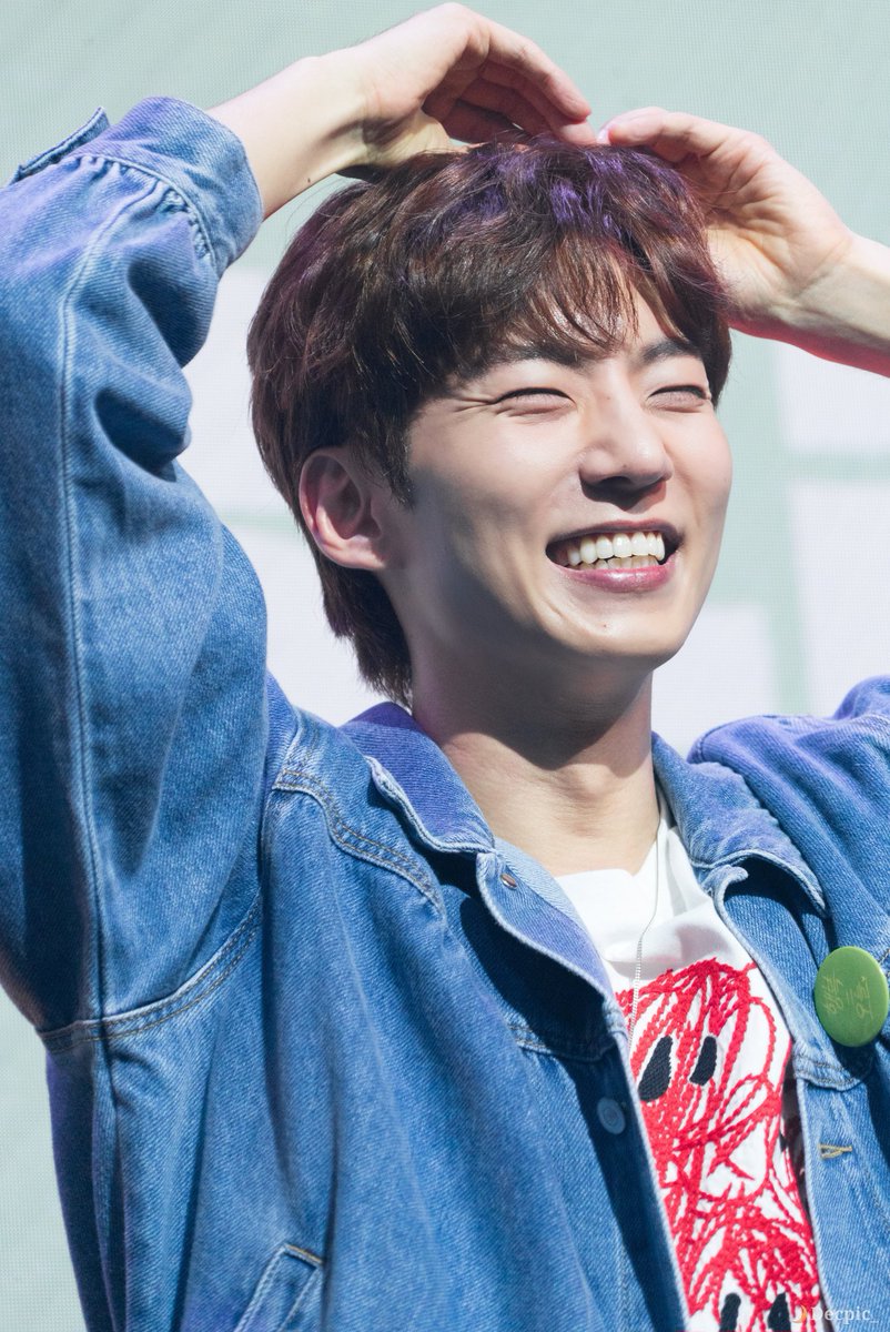 Decpic_'s tweet photo. 241027 윤은오 첫번째 팬미팅 [오늘 하루] 밤 포토타임

배우 · 윤은오

🎀💚🍀 https://t.co/mDhhDi5GiR