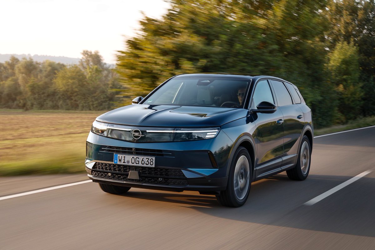 motorionline's tweet photo. #Opel: l’ibrido 48V per l’elettrificazione senza necessità di ricarica

https://t.co/iqlz2ae6i0 https://t.co/UI6olfTAMI