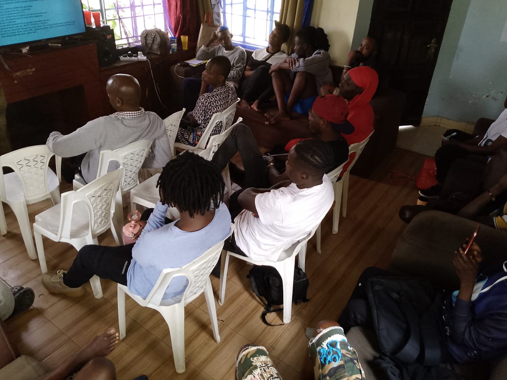 Thenature_net's tweet photo. TOT Sexual Reproductive Health Peer-to-Peer

Proud to join HIAS’s SRH peer-to-peer training, empowering displaced communities to make informed choices and educate each other. 

A powerful journey of learning and leadership! #CommunityEmpowerment #SRH #PeerToPeer https://t.co/pA9gX3RDzG