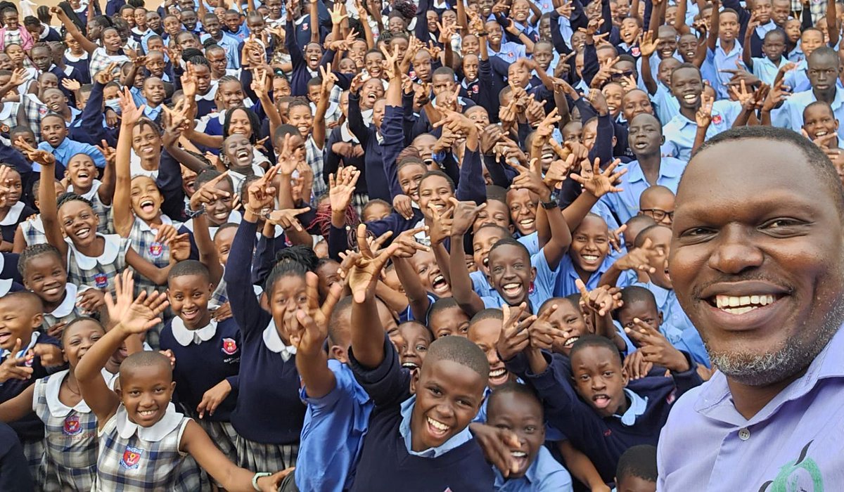 Little Hands Go Green (@lilhandsgogreen) on Twitter photo Empowered by love and passion, we utilize the power of positivity to drive Green change and transform our world into a brighter reality for children. #GoGreenUg
<a href="/JosephMasembe1/">Joseph Masembe</a> <a href="/RotaryKibuli/">Rotary Club of Kampala Kibuli</a> <a href="/BrendaAkia/">Brenda Akia (PhD Law)</a>
๐#NewWeek - Share joy. Share smiles. Empowered by love and passion, we utilize the power of positivity to drive Green change and transform our world into a brighter reality for children. #GoGreenUg
<a href="/JosephMasembe1/">Joseph Masembe</a> <a href="/RotaryKibuli/">Rotary Club of Kampala Kibuli</a> <a href="/BrendaAkia/">Brenda Akia (PhD Law)</a>
๐#NewWeek - Share joy. Share smiles.