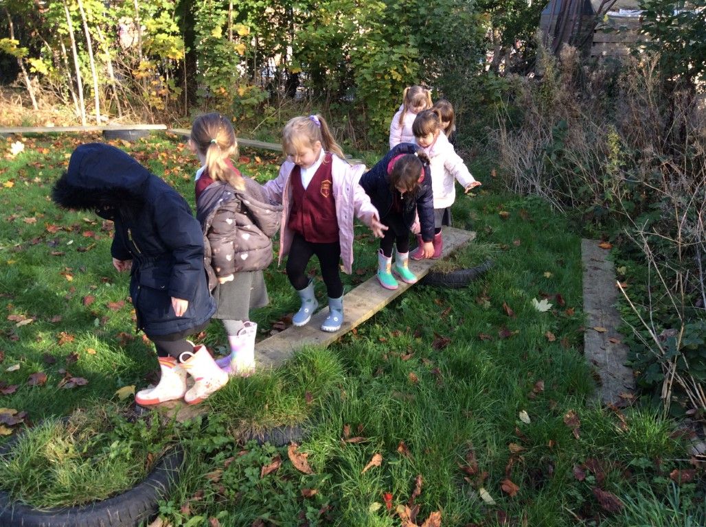 RawmarshSP's tweet image. 🌟 The nursery children have had a fantastic first half term at Rawmarsh Sandhill! They have all settled back in, and welcomed their new friends, whilst having lots of fun and new experiences. 

Well done everyone! 😊