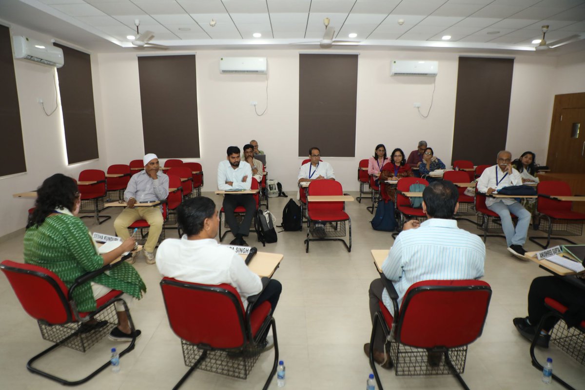 IASSI (@iassi_india) on Twitter photo Thematic Panel 5 at #IASSIConference2024 focused on Digital Platforms & Labour. Moderated by Gayatri Nair, with insights from Eesha Kunduri, Anushree Gupta, <a href="/ShaikTgfwda/">Shaik Salauddin</a>, and Surendra Singh. <a href="/TGPWU/">Telangana Gig and Platform Workers Union</a>
#GigEconomy #PlatformLabour #WorkersRights Thematic Panel 5 at #IASSIConference2024 focused on Digital Platforms & Labour. Moderated by Gayatri Nair, with insights from Eesha Kunduri, Anushree Gupta, <a href="/ShaikTgfwda/">Shaik Salauddin</a>, and Surendra Singh. <a href="/TGPWU/">Telangana Gig and Platform Workers Union</a>
#GigEconomy #PlatformLabour #WorkersRights