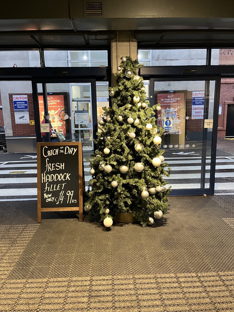 David McLoughlin tweet media