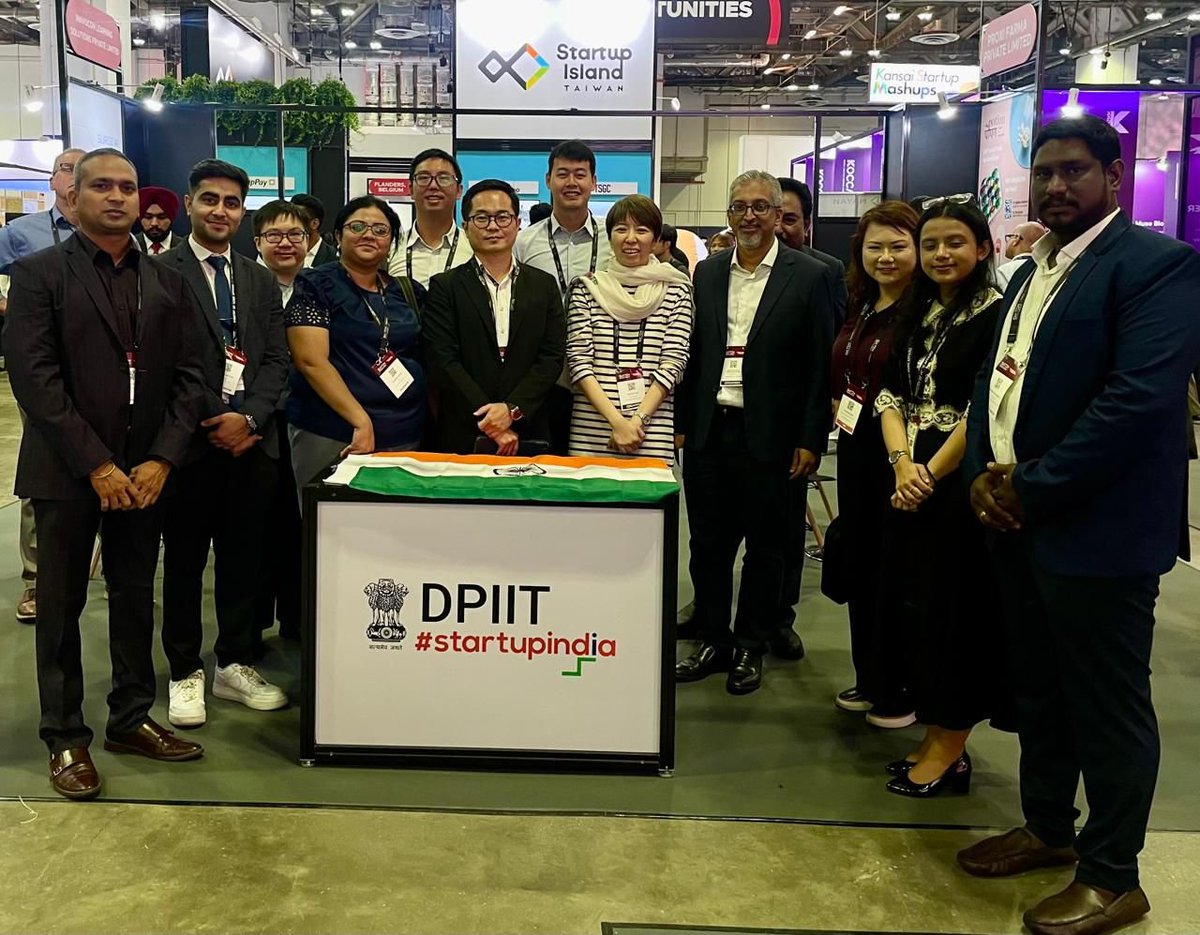 #StartupIndiaGoesGlobal

India at SWITCH 2024!

Ms Pratiti Sharma &amp; Mr Shaurya Bhaglal from Startup India, with 7 DPIIT recognised startups, met Enterprise Singapore to discuss cross-border innovation &amp; market access!

<a href="/DPIITGoI/">DPIIT India</a> | <a href="/SanjivIRS/">Sanjiv Singh</a> | <a href="/SwitchSingapore/">SWITCH SINGAPORE</a> 

#StartupIndia