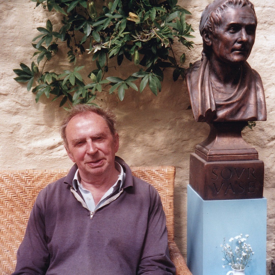 Ian Hamilton Finlay born on this day 1925….