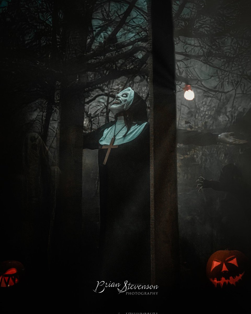 Brian1112S's tweet photo. Halloween shoot #Halloween #halloween2024 #halloweenphoto #Nikon #photoshoot #scary #nun https://t.co/dHLzkmqb44