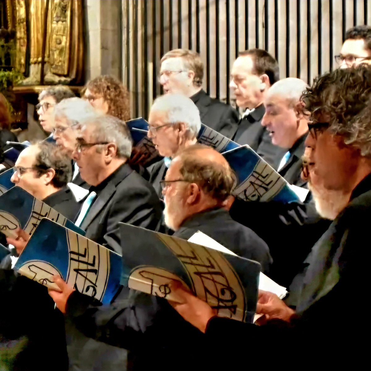 Cal que tots duem a terme gestos per impulsar la Pau! 

COM(N)VIURE per un món lliure de violències 
T'HI ESPEREM!

📅 Dia: 01/11/24
🕑 Hora: 6 de la tarda
📌 Lloc: Auditori de Girona - Sala Simfònica 
🎟️ Entrada: 5€