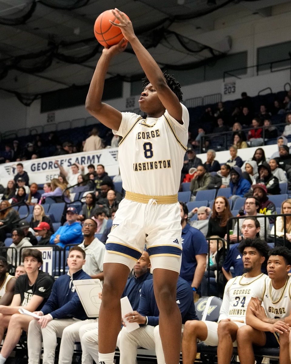 GW Men's Basketball tweet media