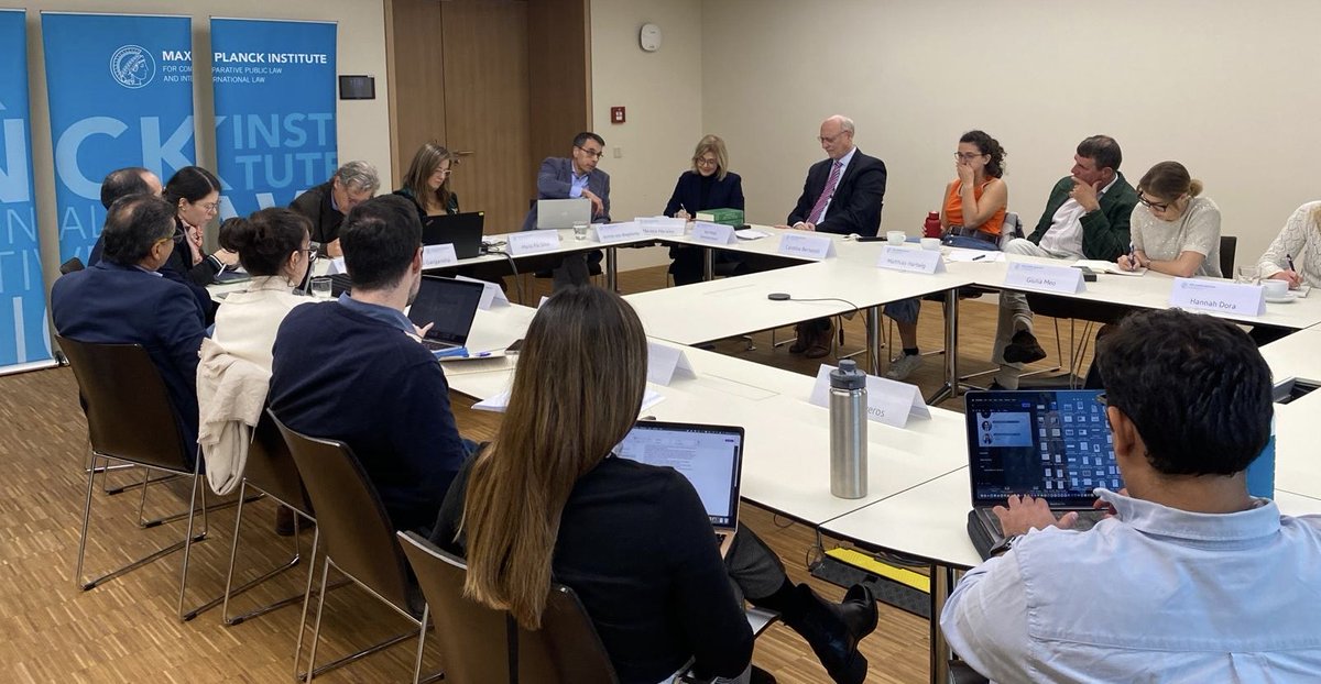 MPILheidelberg's tweet image. 🌎⚖️ Gran debate este lunes en el Coloquio Iberoamericano n°307: @Rgargarella, María Pía Silva, Armin von Bogdandy &amp;amp; Carolina Bejarano Martínez discutieron el tema de "Tensiones, constitucionalismo, justicia constitucional y democracia en América Latina". #ICCAL