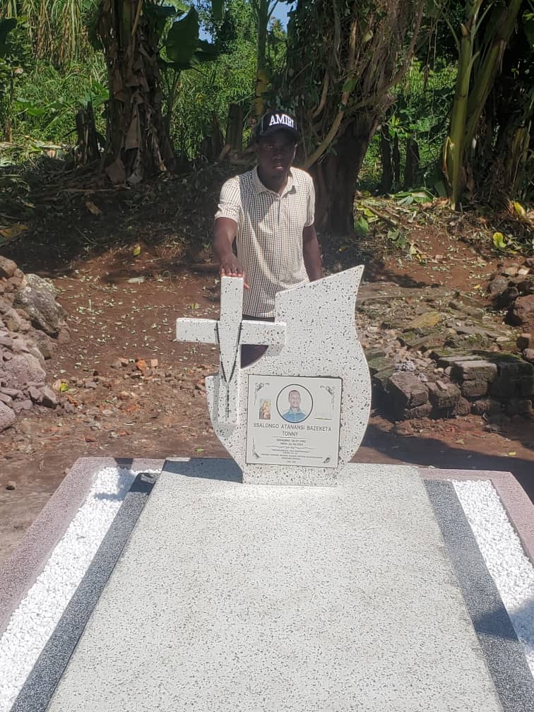 BaronKato's tweet photo. Continue resting in peace Daddy https://t.co/zhCKytIBq3