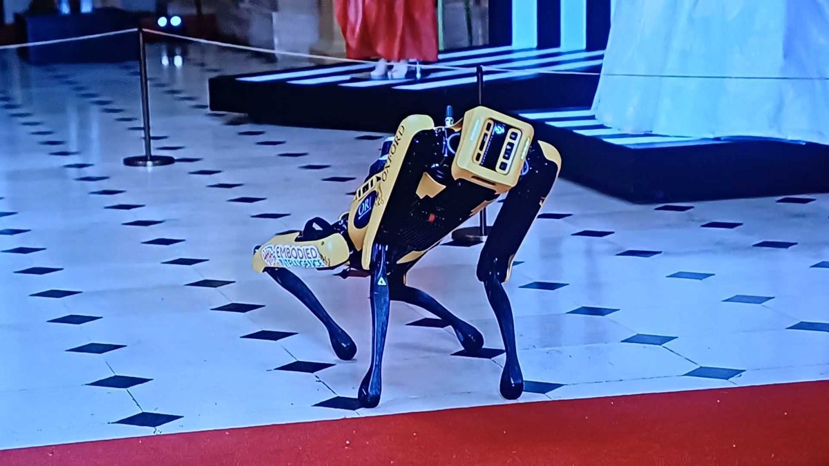 Spot the robot <a href="/oxfordrobots/">Oxford Robotics Institute</a> will be appearing (some would say starring ...) in the Channel 5 programme 'Blenheim Place: Behind the Grandeur' this Saturday 19 October at 8.20pm. Here is Spot elegantly negotiating the red carpet and the grand entrance