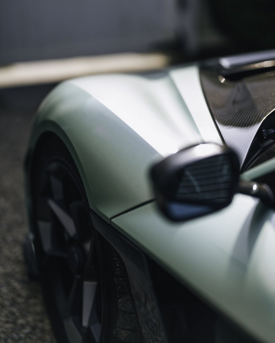AutomobiliRimac's tweet photo. The Rimac Nevera R isn’t just about speed, it’s about living on the edge. Are you ready to join the revolution? https://t.co/UVLGorva9c
