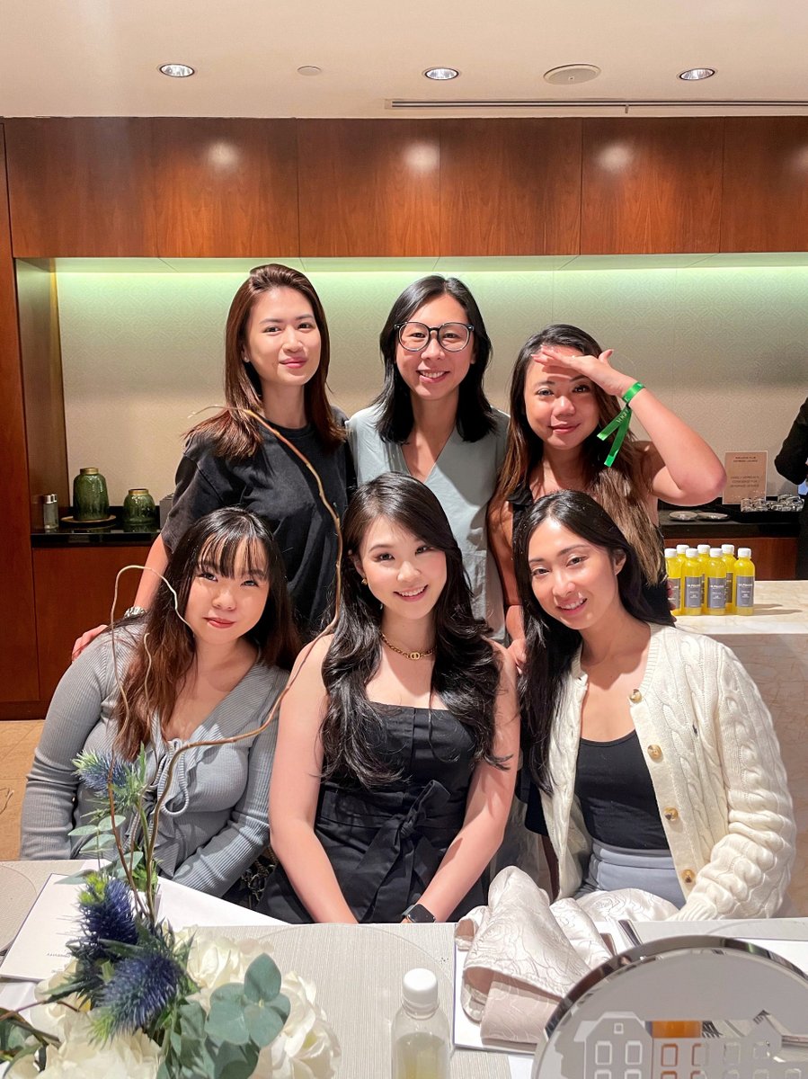 A few of us <a href="/arcthecommunity/">ARC</a> ladies had the chance to drop by a private workshop by La Prairie to experience their House of Longevity 😌✨ 

Hand massages and a three-course meal? 
Yes, please! 😋