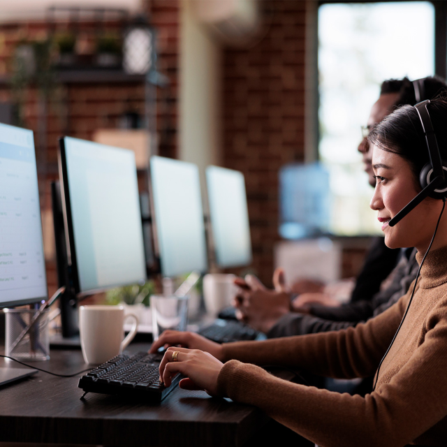 OMcCorry's tweet photo. Say hello to Agentforce, @Salesforce’s new #AI-powered assistant! From automating routine tasks to delivering personalized insights, it's a game-changer for businesses. Discover more in the @Merkle blog by Colm Barry: https://t.co/gntSfdnvaU https://t.co/ToXSkSTA1z