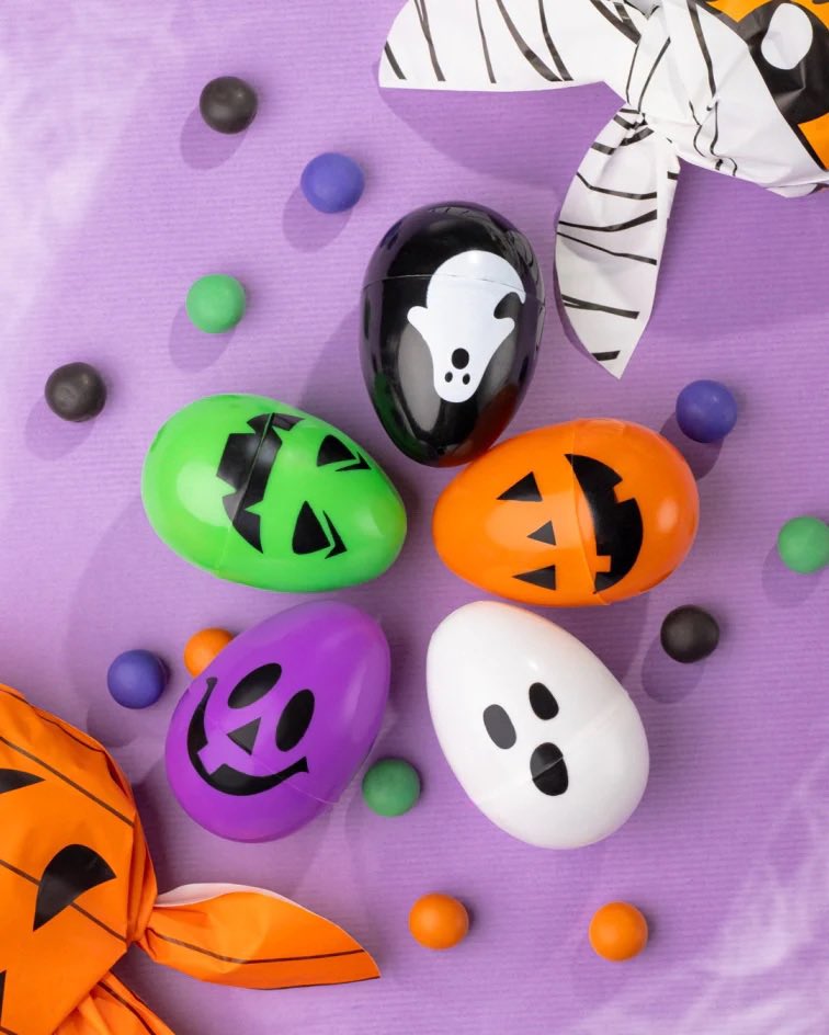 zisnella's tweet image. Llegaron los chocolates más espeluznantes 👻 
zisnella.com