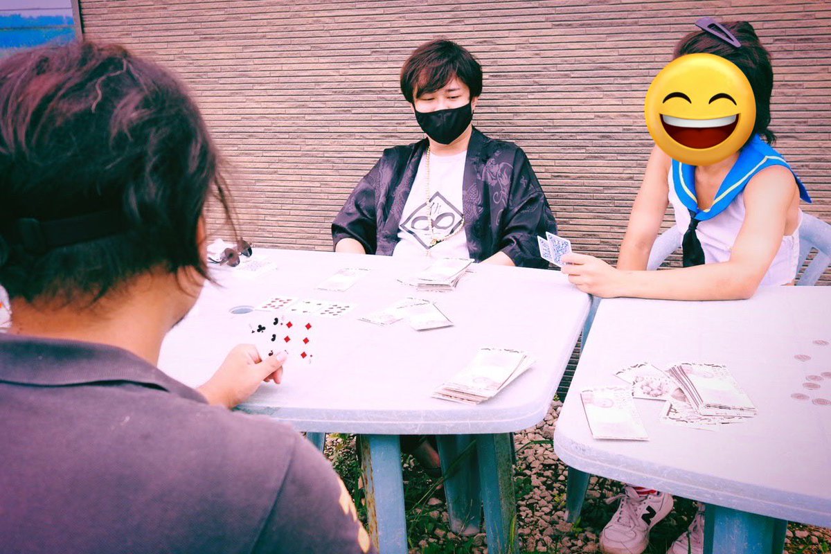 maimu_321's tweet photo. イカサマでおしうちドル巻き上げ過ぎて出禁です。
 #映画サバ出禁 https://t.co/qHHuIq2caE