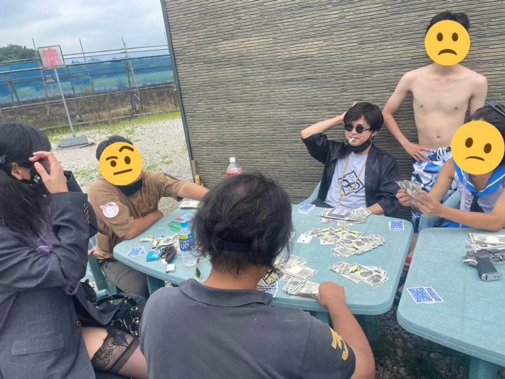 maimu_321's tweet photo. イカサマでおしうちドル巻き上げ過ぎて出禁です。
 #映画サバ出禁 https://t.co/qHHuIq2caE