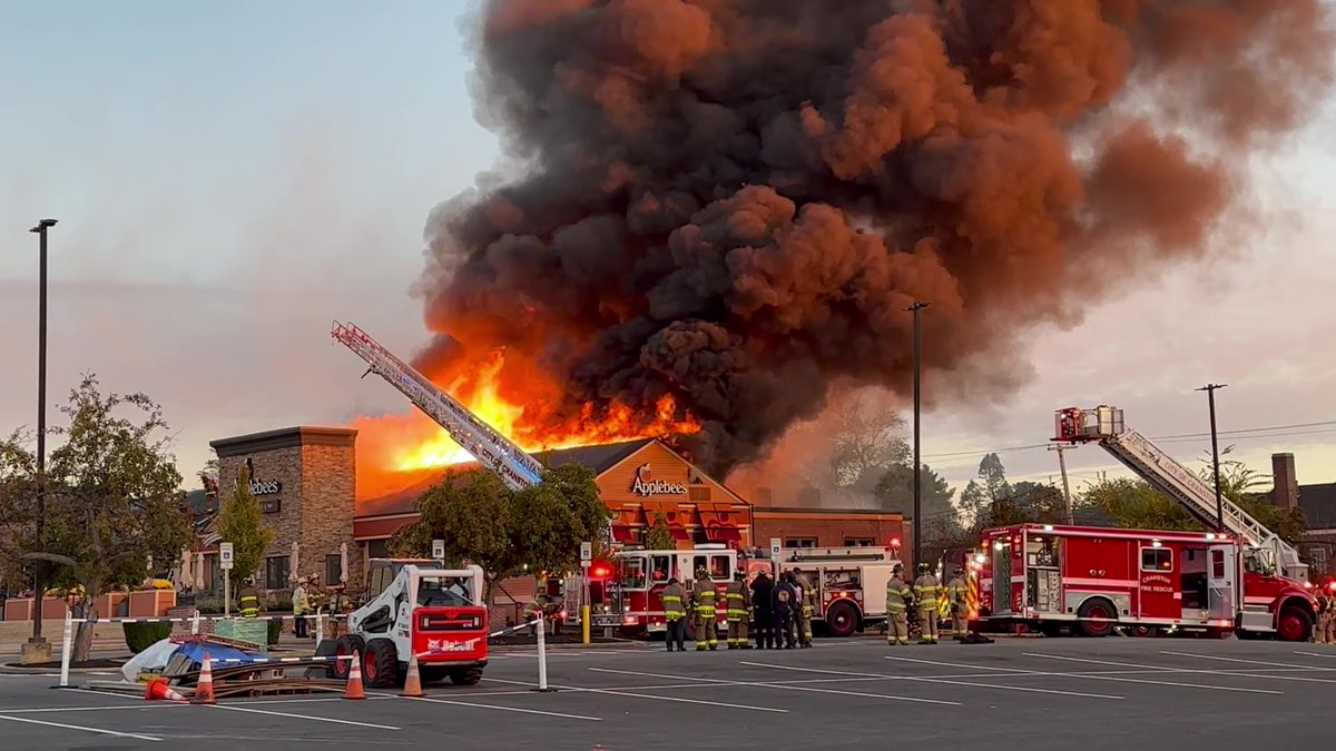 NBC10's tweet photo. Update: The Cranston Fire Department told NBC 10 the Applebee’s in Garden City in Cranston might be a total loss following a devastating fire. 

https://t.co/M229h0yhlV https://t.co/u5KZvep2GE