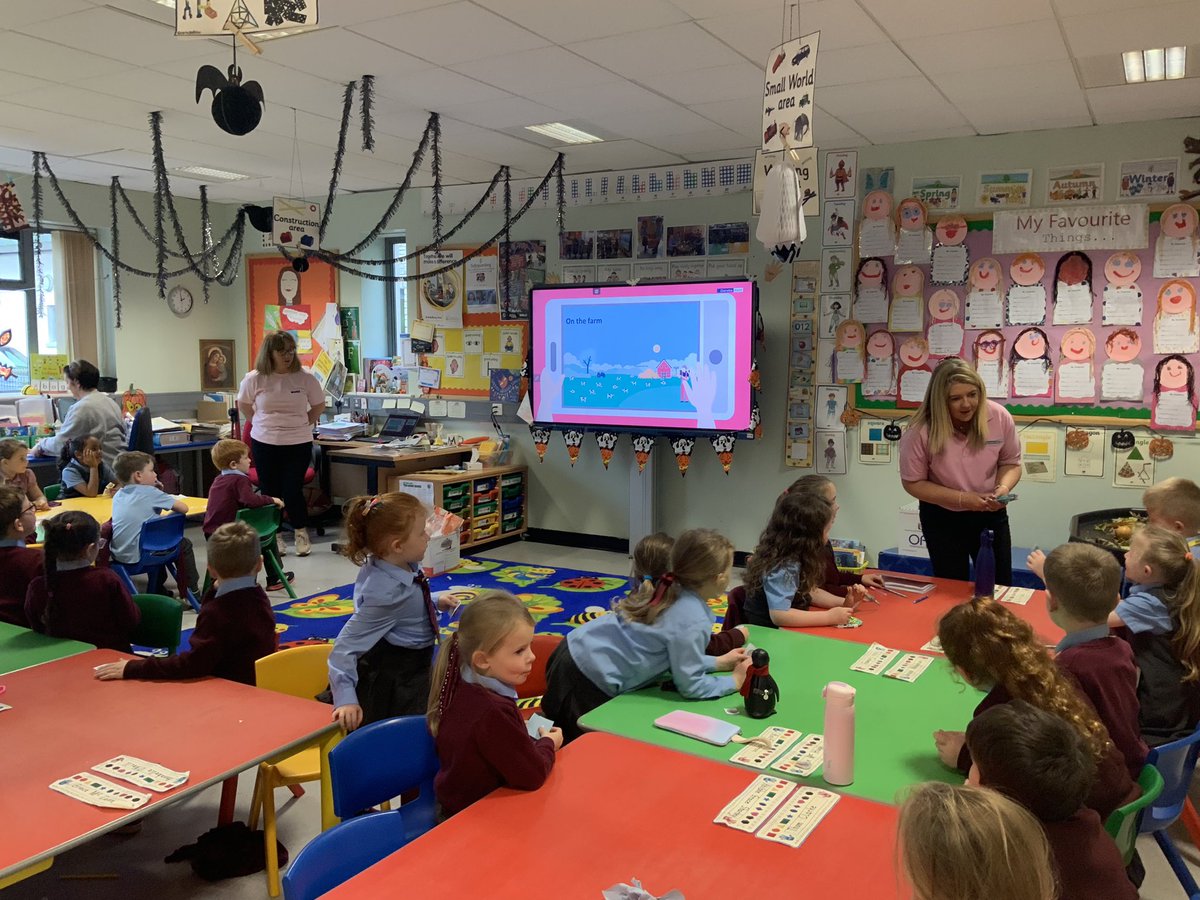 Celebrating Maths Week

We were delighted to welcome Suzanne and Julie Anne, from <a href="/DanskeBank_UK/">Danske Bank</a>, to talk to our children about being MoneySmart. 💶

The children thoroughly enjoyed the lessons ~ and spending money. 😉

#mathsweek #MoneySmart #lifeskills