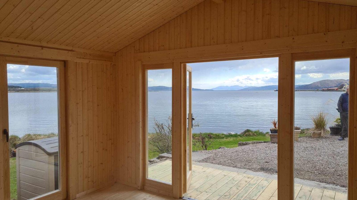 🌍 Expand learning opportunities with outdoor learning areas! Incorporate natural surroundings into your curriculum, from science experiments to art projects. Enrich students' educational experiences and connect them with nature through creative outdoor spaces. #LearningInNature