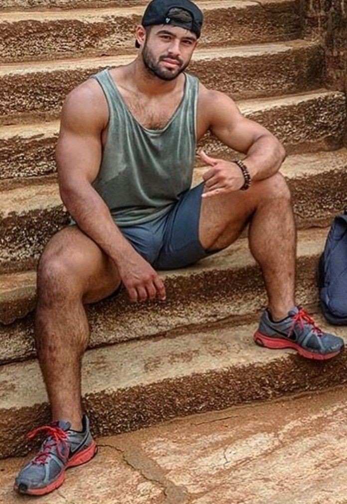 Evirogn, the Cleric tweet media