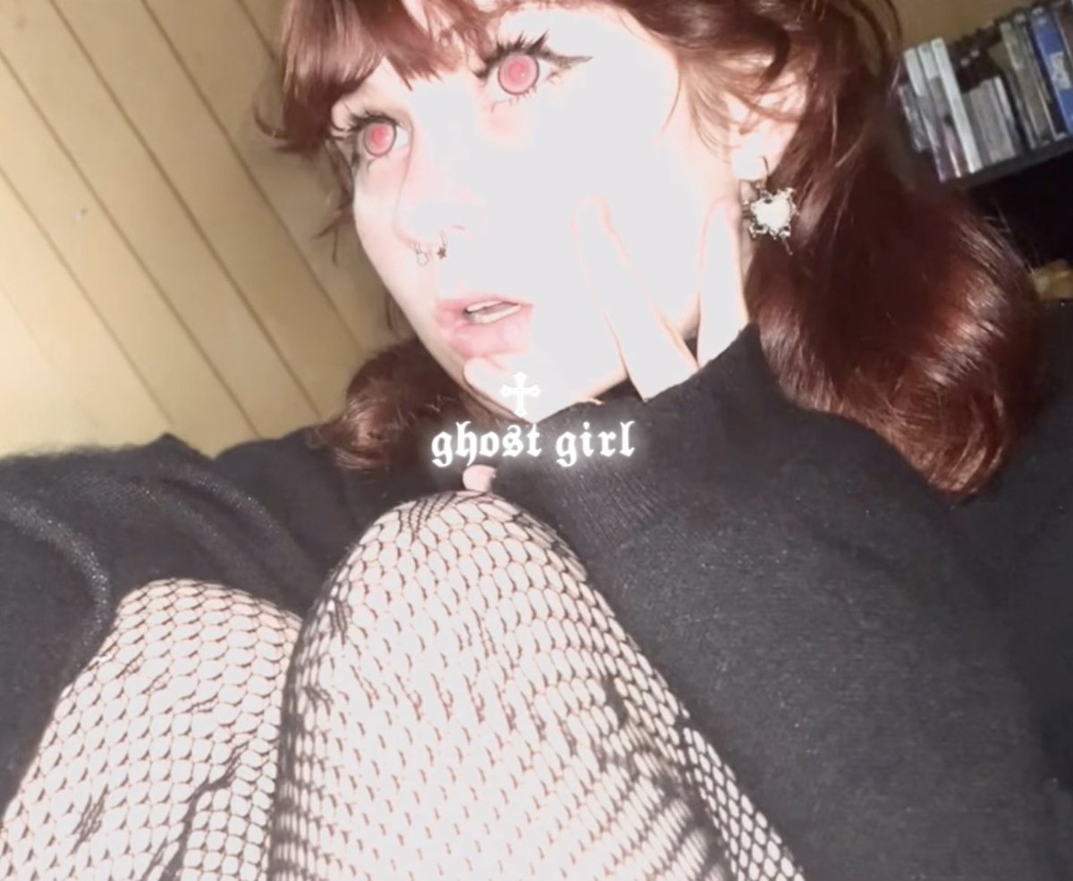 Sub7t4nceX's tweet photo. 𝖒𝖊 𝖜𝖍𝖊𝖓 𝖍𝖊 ꒰⑅♡𖥦♡⑅꒱
 @syn7hesia https://t.co/lbp4gMXzBk