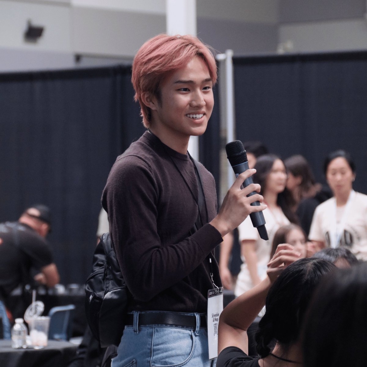 Operation Outbreak - an infectious way to learn tweet media