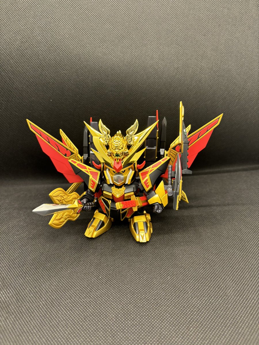 OPIRAQA4OM48093's tweet image. #これを見た人は何か赤いロボットをあげる見た人強制
#SDX