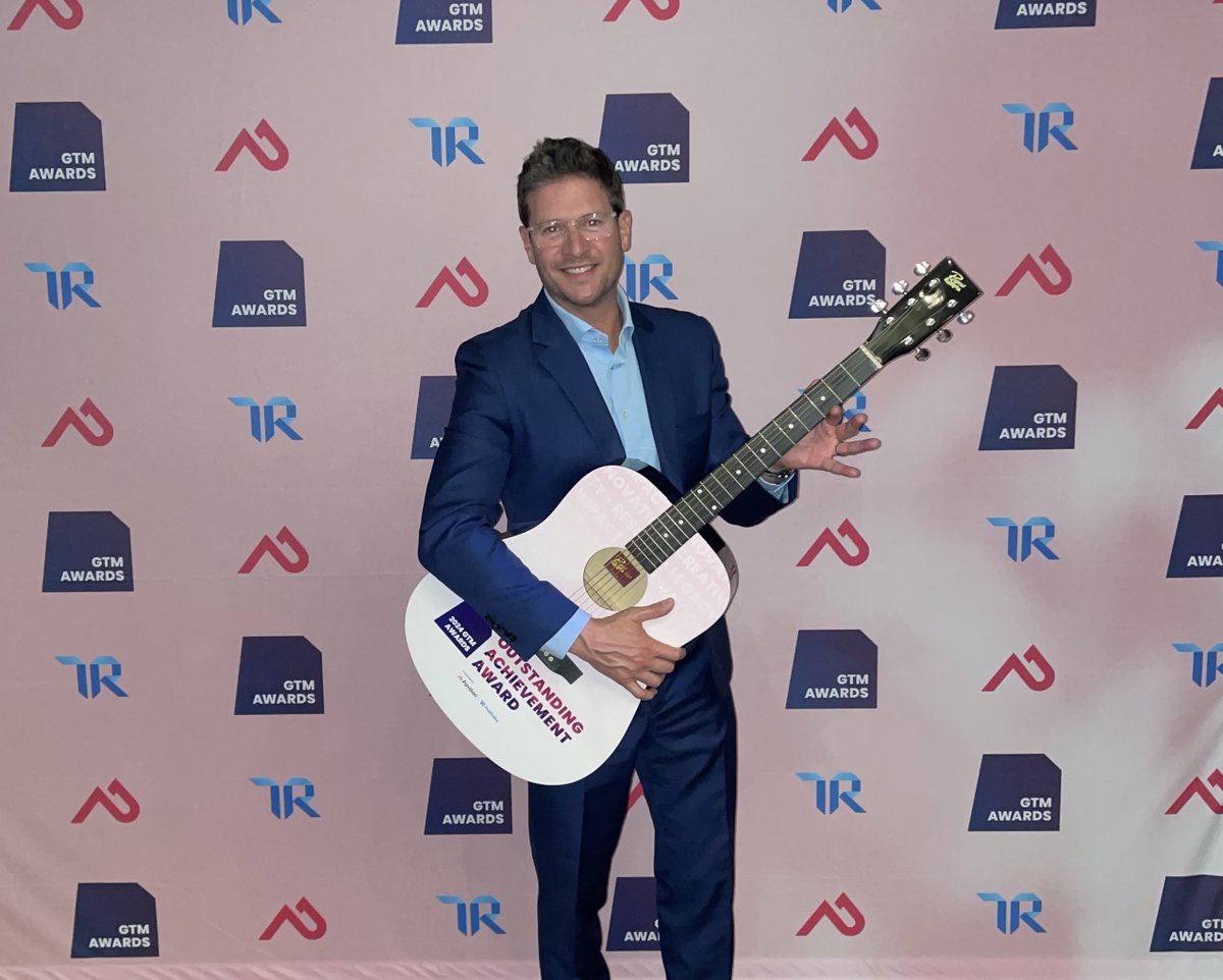 AlphaSenseInc's tweet photo. Congratulations to our President and CRO, Kiva Kolstein, who was named "CRO of the Year" at the GTM Awards by @TrustRadius and @Join_Pavilion 🏆

Kiva's leadership and customer-centric approach have driven AlphaSense's remarkable growth, including surpassing $200M in ARR and expanding our APAC presence with a new office in Singapore.

We're proud to have a dedicated leader like Kiva on our team!