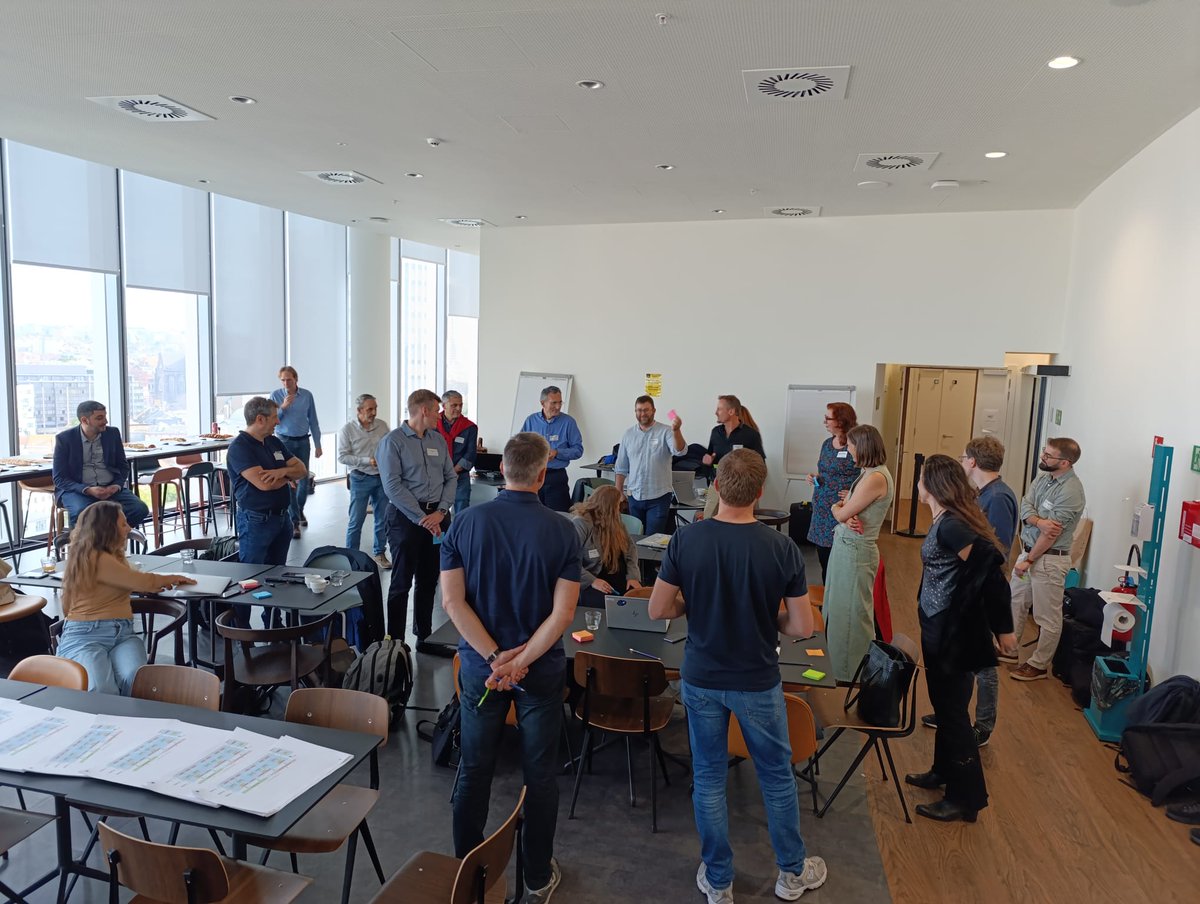 PROYECTO | Desde hoy hasta el viernes, participamos en el Technical Review de #CitComAI en Bruselas, donde revisaremos los avances y fortaleceremos la colaboración en gestión urbana inteligente, además de establecer los próximos pasos del proyecto de #InteligenciaArtificial.