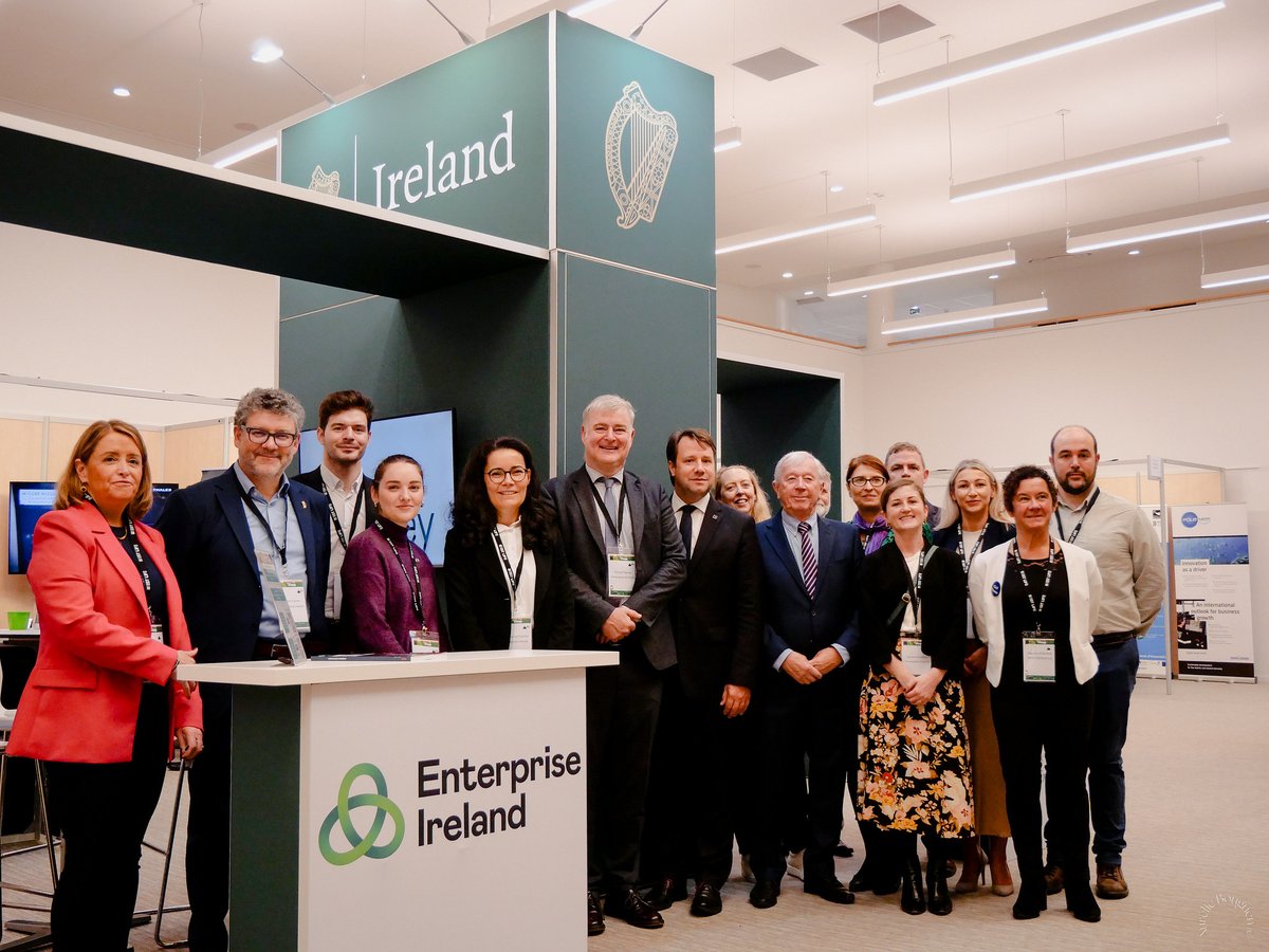 IrlEmbParis's tweet photo. ⛴️L'Irlande étant la nation à l'honneur, la Team Ireland était au premier plan lors de l'inauguration de la #Seatech Week 2024, un événement dédié à la recherche et la technologie marine et maritime à Brest, avec @NMCI_Ireland @IMDOIreland @Entirl @MarineInst @UL. https://t.co/cjcj3KIfek