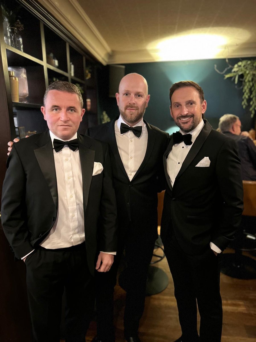 EllisAccounting's tweet photo. We had a fantastic time supporting two brilliant local charities, SHARE and Ready Generations, at Chester Business Club's recent Annual Charity Ball ✨

Thank you to everyone who joined us at Chester Racecourse 🥂

#Chester #Networking #Community https://t.co/2bB0PoS8Hr