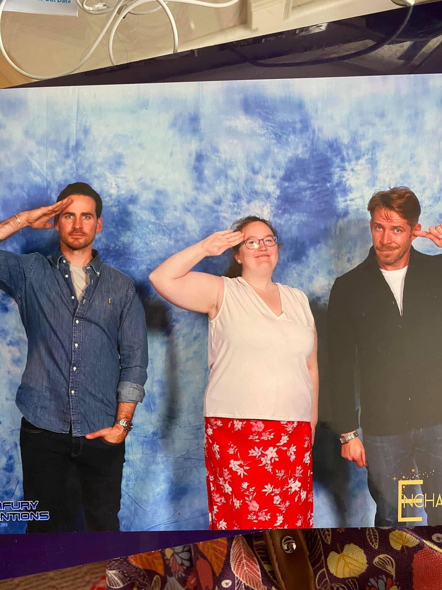 RippahGirl92's tweet photo. Forever fond of the silliness and loveliness that is @colinodonoghue1 and @sean_m_maguire #starfury #ouat #conventionthrowback https://t.co/pkraoc8tjF